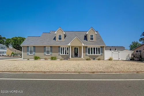 1 Pine Crest Dr Photo 1