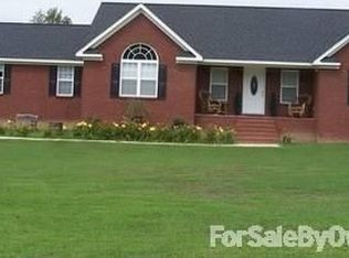 132 Creekview St, Rainsville, AL 35986