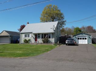 5 Leonard Rd, Enfield, CT 06082