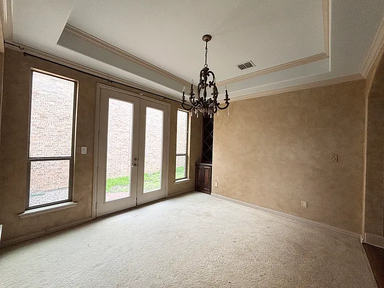 7005 Kenswick Dr — Photo 16