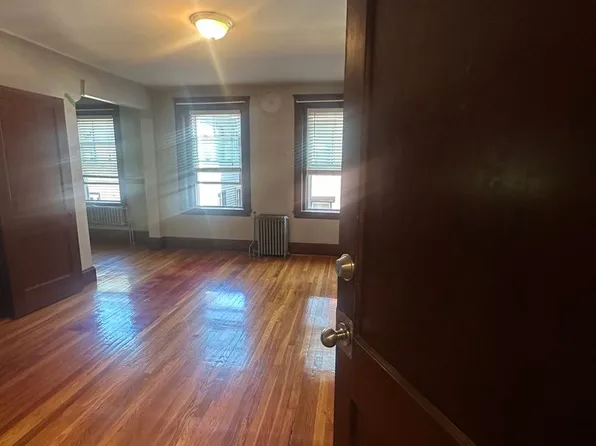 182 Lafayette Street Salem, MA 01970, 182 Lafayette St #9, Salem, MA 01970