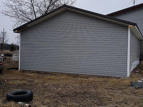 5th image of 5100 Walker Rd