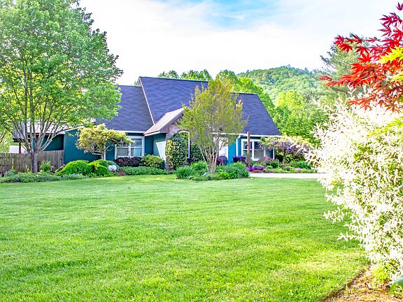 Large level yard!