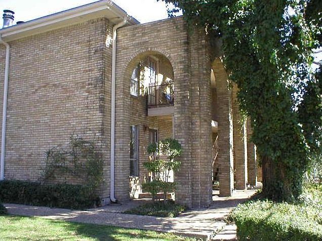 1st image of 4704 McKinney Ave #204