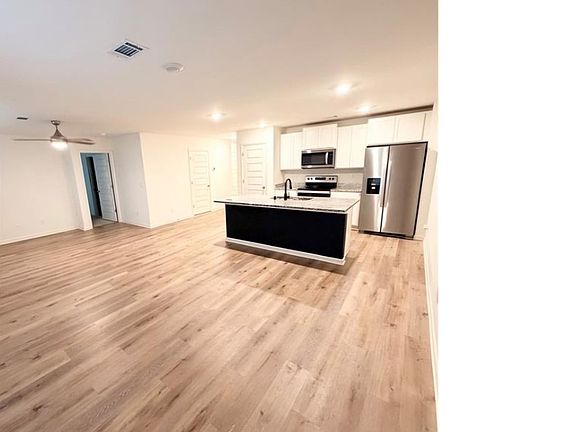 5th image of 11457 Pinus Ln