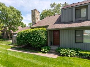 507 Conner Creek Dr, Fishers, IN 46038