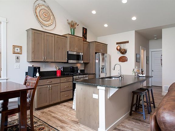 5th image of 50 Baldy Ct
