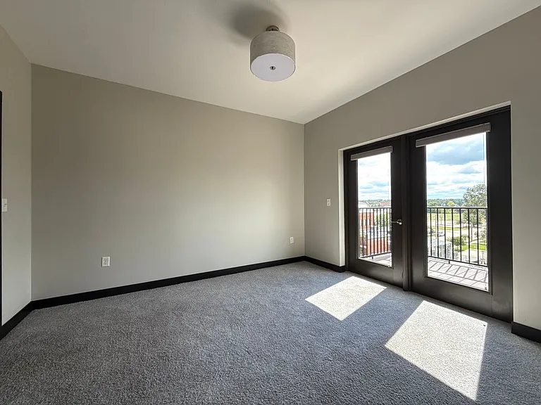1028 3rd St SE #408 — Photo 34