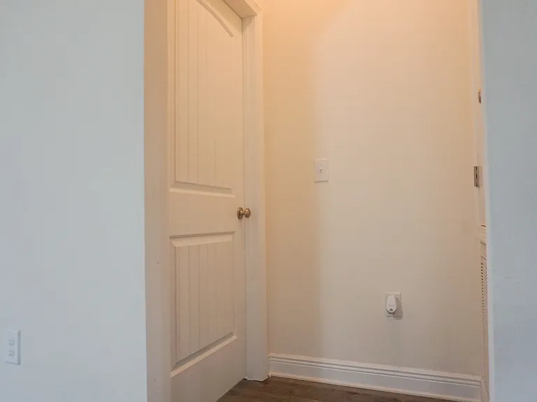656 Teal St — Photo 16