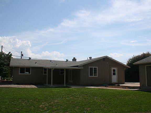 2nd image of 2512 Thorn Oak Dr