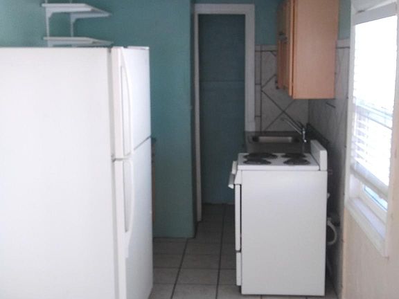 2nd image of 3112 S Atlantic Ave APT C
