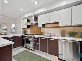 Sweetzer on Third by Wiseman