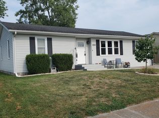 604 N Jackson Park Dr, Seymour, IN 47274