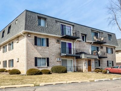 1305 N Baldwin Ct Unit 3B, Palatine, IL, 60074