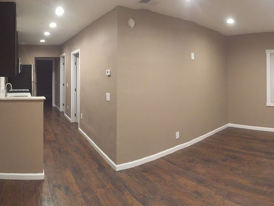 2nd image of 3809 Van Dyke Ave