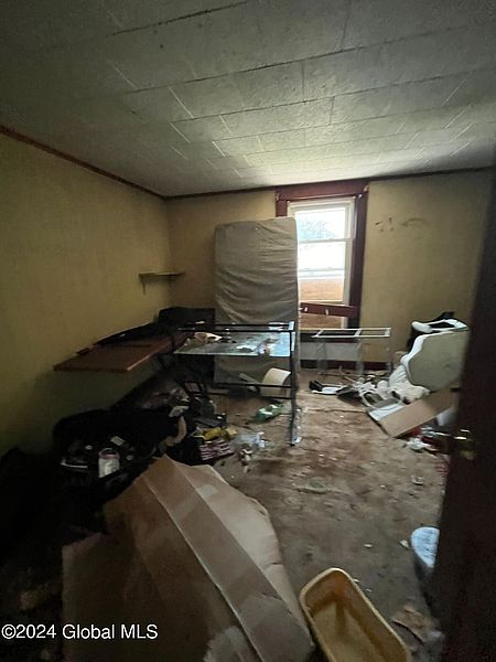 5th image of 331 Hudson Avenue