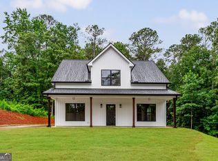 128 Creek Dr, Tallapoosa, GA 30176