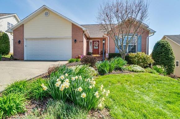 1st image of 116 Chadwick Cir #11