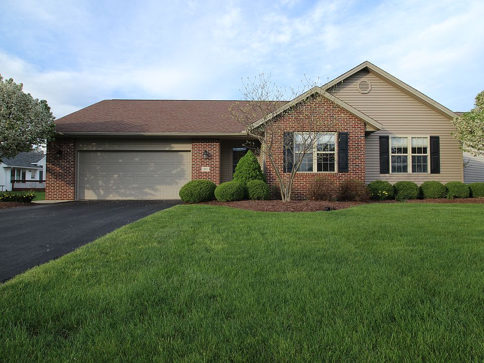 1st image of 911 Country Creek Dr