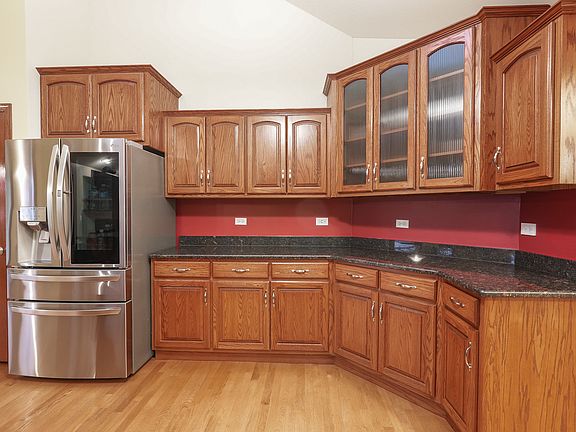 5th image of 1048 Windfield Dr