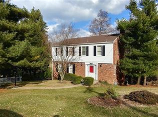 221 Ben Til Dr, Pittsburgh, PA 15236