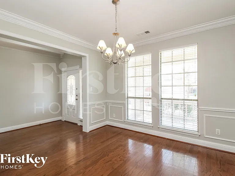 9752 Forney Trl — Photo 5