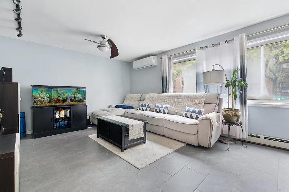 1st image of 132-56 Sanford Ave Floor 2