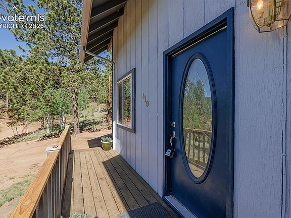 4th image of 419 Lake Dr W