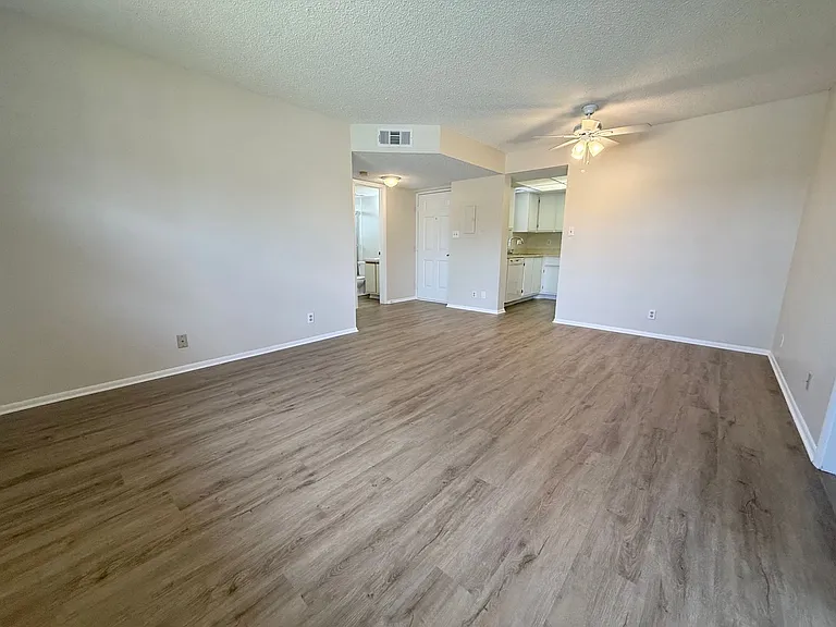 19505 Quesada Ave #KK-204 — Photo 7