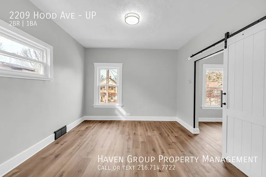 2209 Hood Ave | UP, Cleveland, OH 44109- Spacious 2-bed 1-bath multi-family home! A minimum credi... — Photo 3
