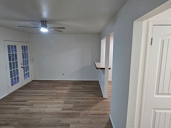 4th image of 220 S Osage Ave