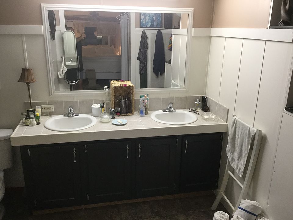 1st image of 123 Rowland Ave
