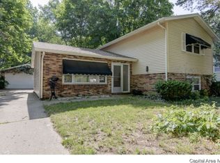 3236 Warner Dr, Springfield, IL 62703