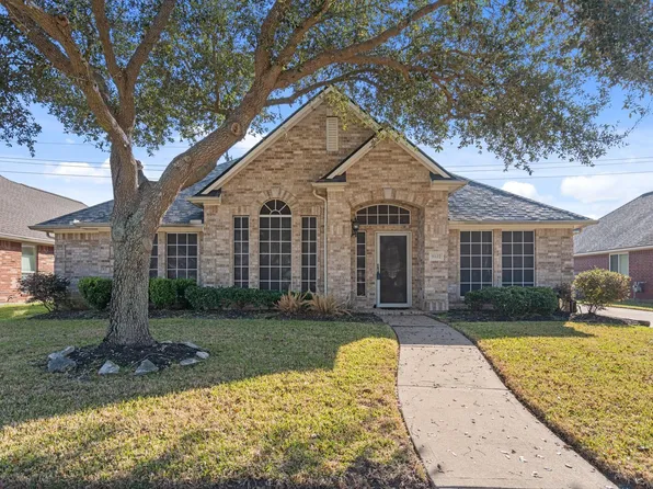 9122 Sunny Ridge Dr, Houston, TX 77095