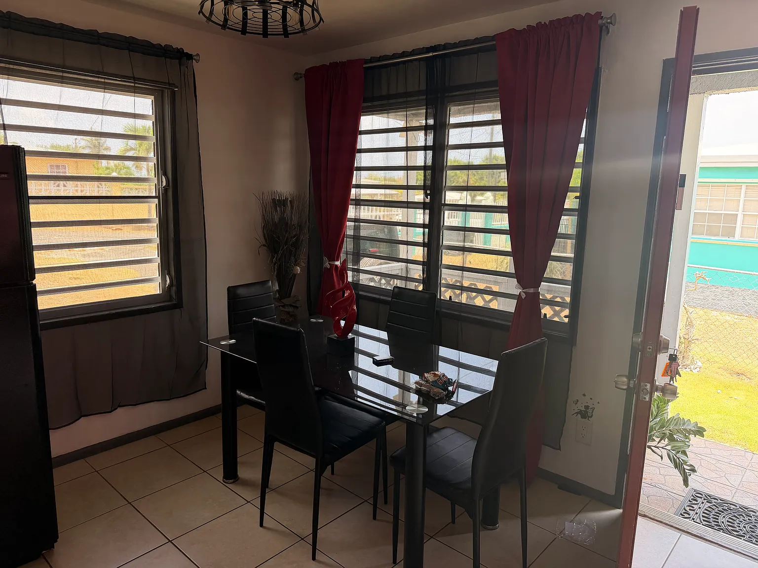 3 bed, 952 sqft, $2,800 — Photo 4