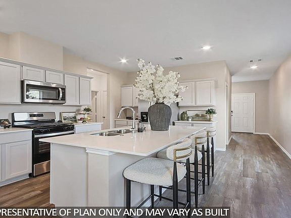 4th image of 1711 Portia Ln