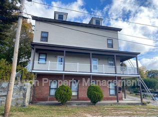 14 Smith St APT 3, West Warwick, RI 02893