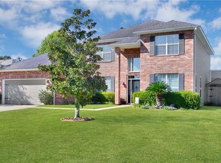 305 Stallion Ct, Covington, LA 70435