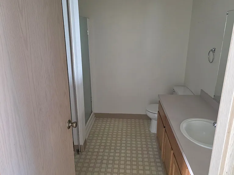 264 Ecols St S #2 — Photo 8