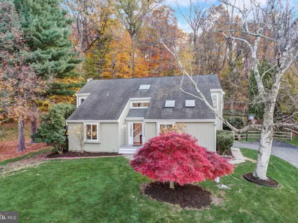 2058 Hawthorne Pl, Paoli, PA 19301
