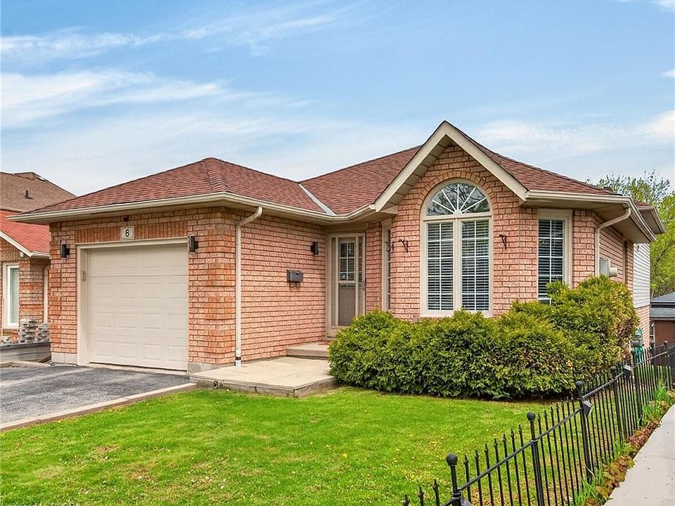 1st image of 6 Glenhollow Dr