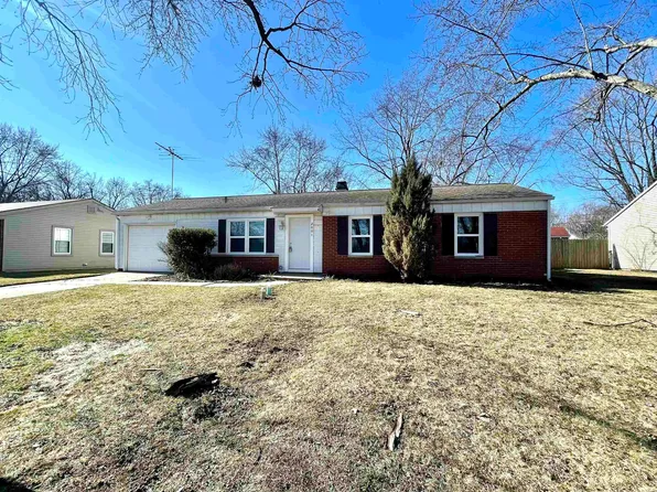 2001 N Colson Dr, Muncie, IN 47304