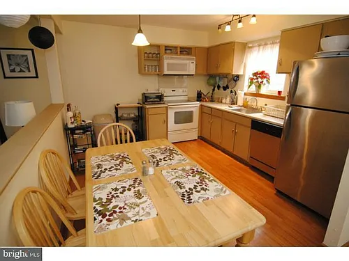 606 Meadow Woods Ln Photo 1