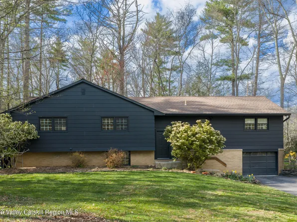 87 Witchtree Road, Woodstock, NY 12498