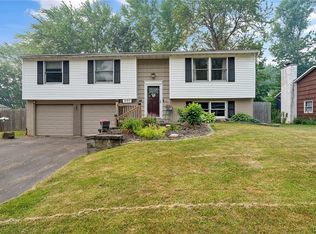 4180 Lucan Rd, Liverpool, NY 13090