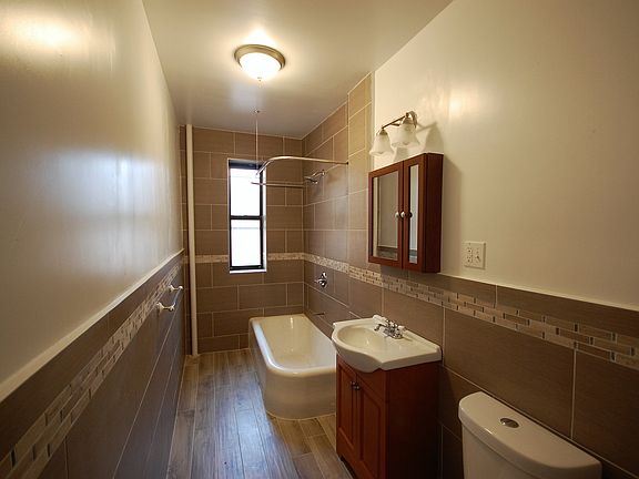 4th image of 3388 Wayne Ave #51E