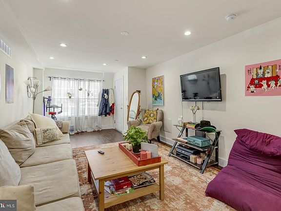 3rd image of 834 N 19th St #1