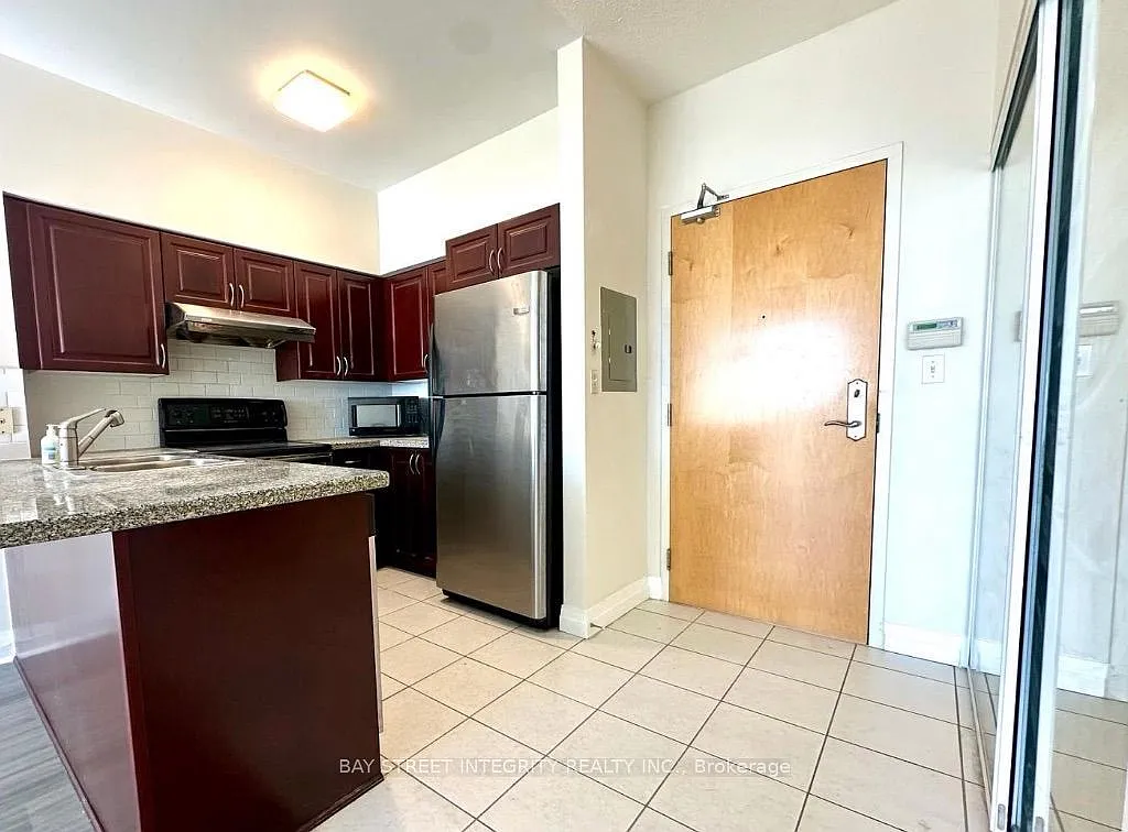 2 bed, $2,100 — Photo 4