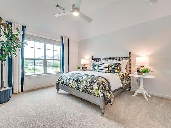3rd image of 3861 Marigold Ln
