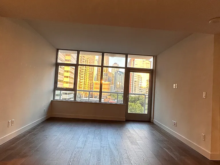 588 Bell St #809S — Photo 16